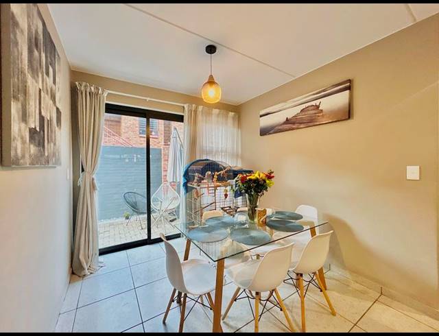 3 BEDROOM TOWNHOUSE FOR SALE IN FERNDALE